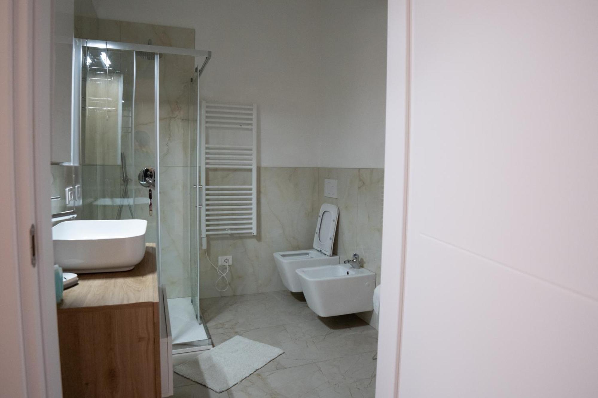 Casa Vacanze Aria Leggiuno Εξωτερικό φωτογραφία