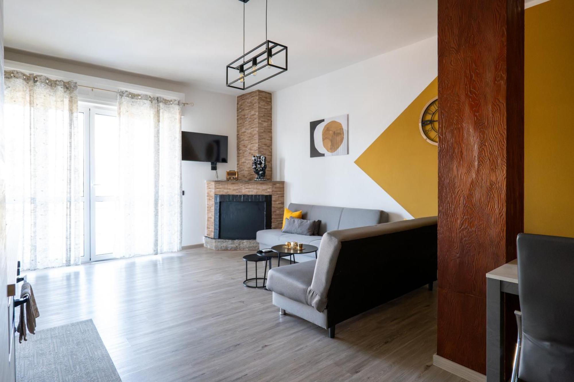 Casa Vacanze Aria Leggiuno Εξωτερικό φωτογραφία